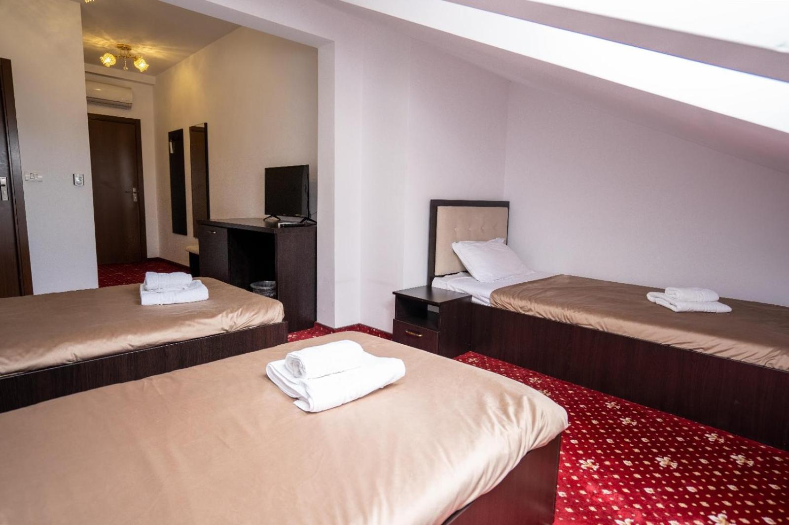 Hotel N